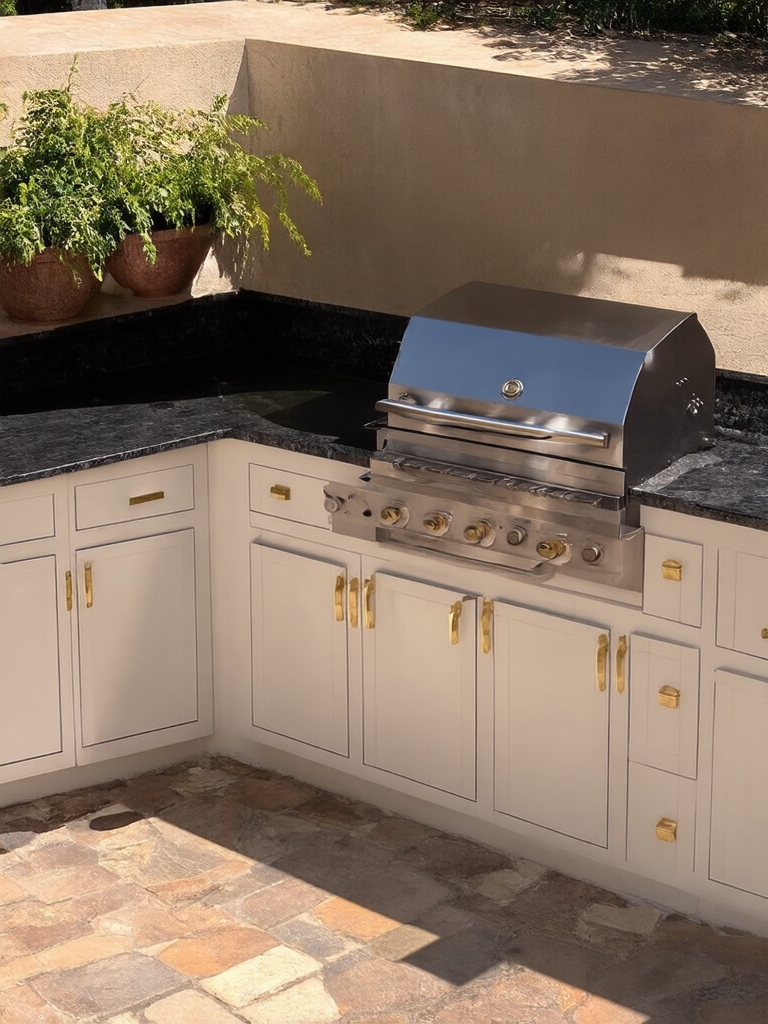 efficient small patio layouts